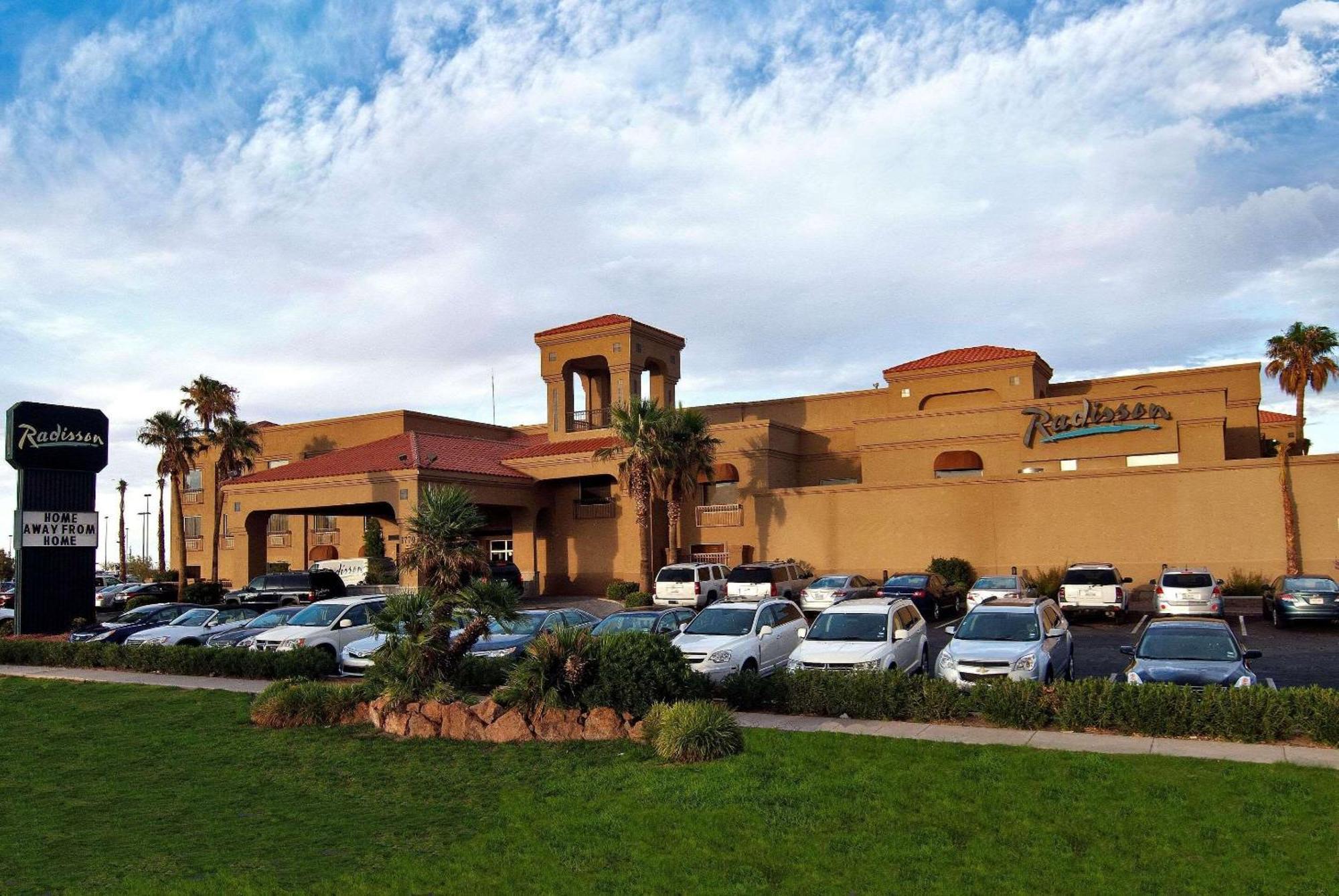 Radisson Hotel El Paso Airport Bagian luar foto