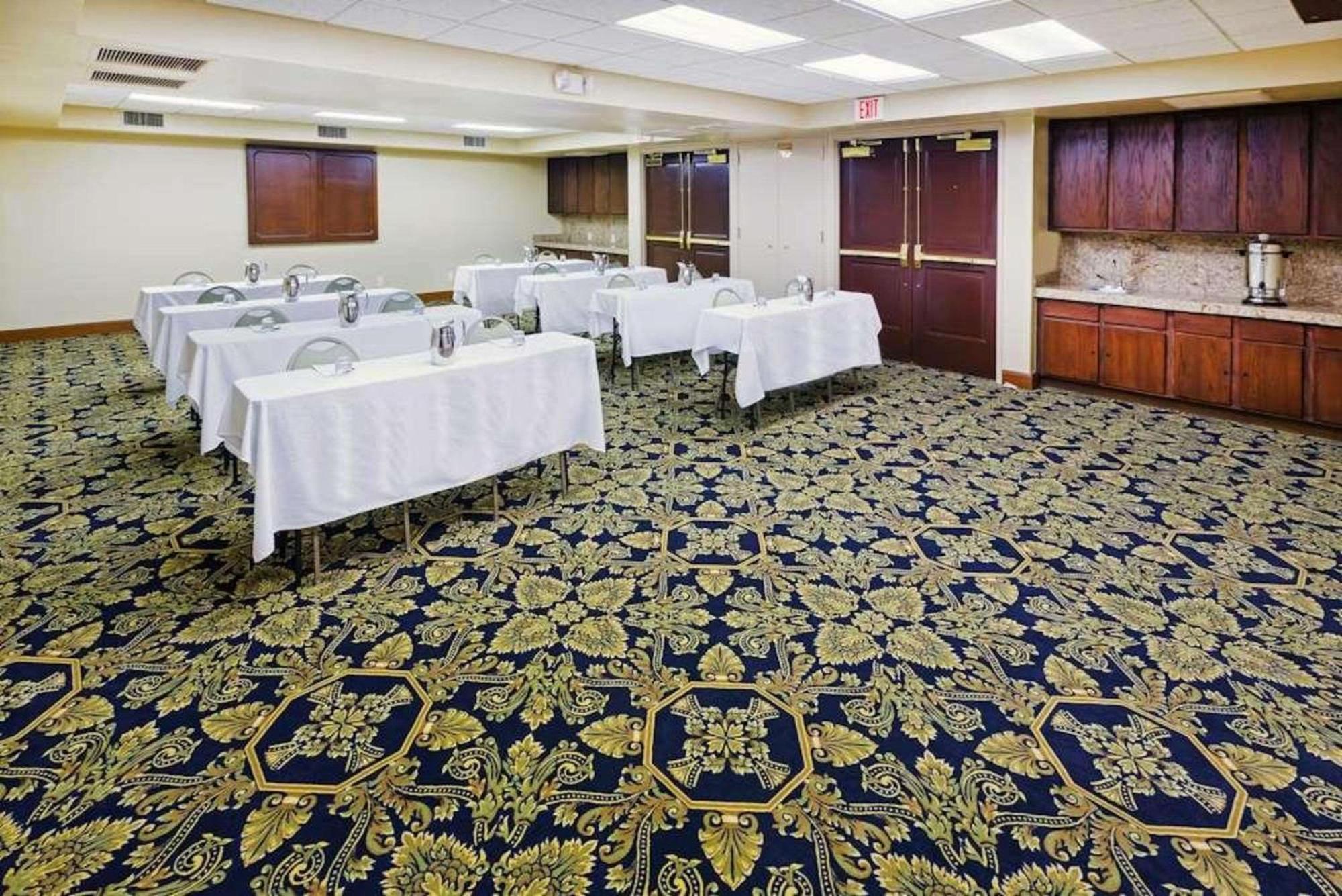 Radisson Hotel El Paso Airport Bisnis foto